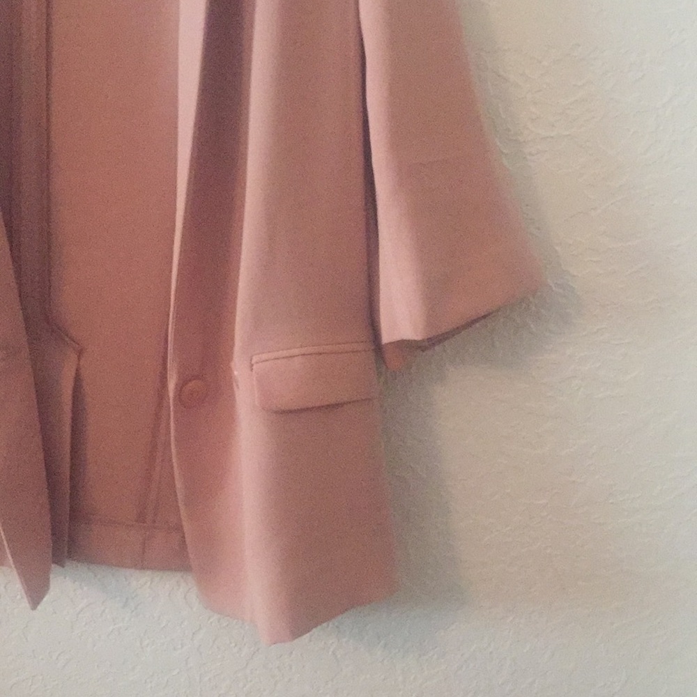 Blazer - Picture 2 of 5
